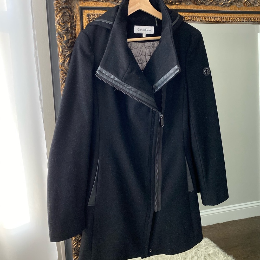 Calvin Klein Hooded Asymmetrical Walker Coat S